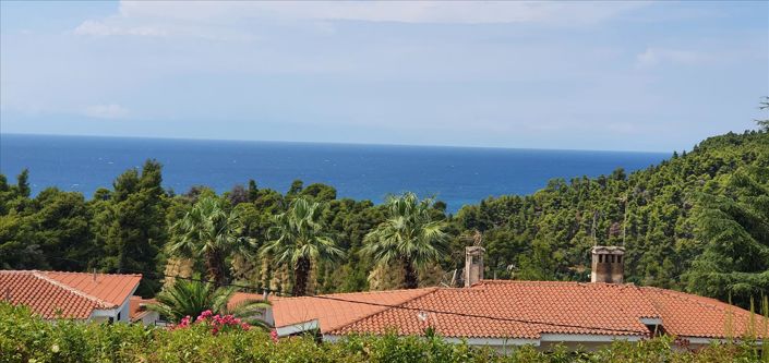 Image No.4-5 Bed Maisonette for sale