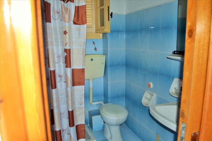 Image No.23-Propriété de 6 chambres à vendre à Acharavi