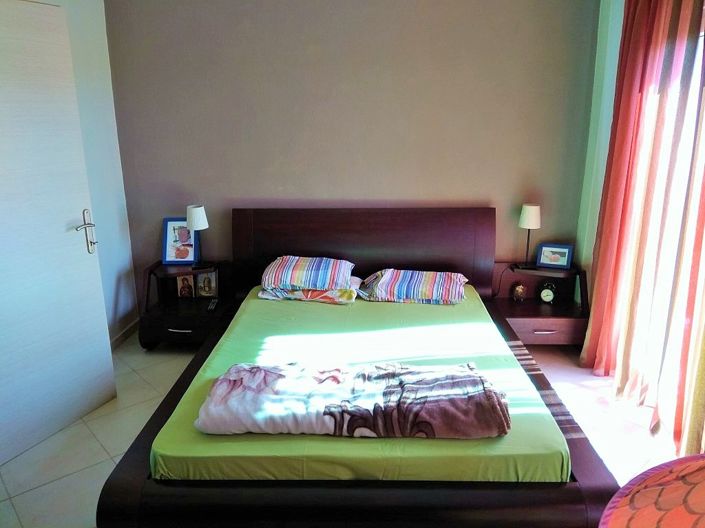 Image No.22-2 Bed Maisonette for sale