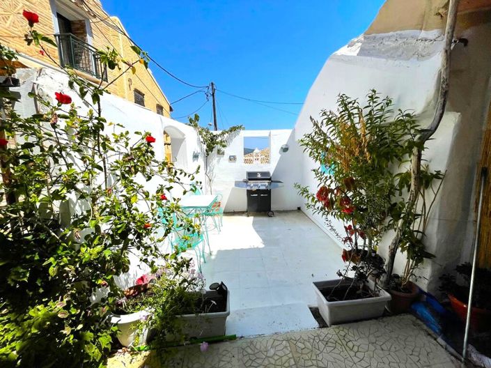 Image No.28-1 Bed Maisonette for sale