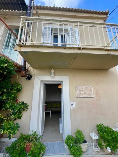 Image No.8-1 Bed Maisonette for sale