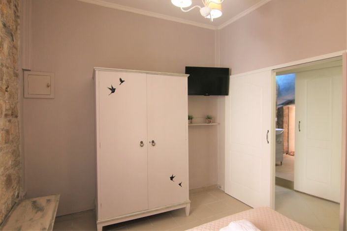 Image No.10-2 Bed Flat for sale