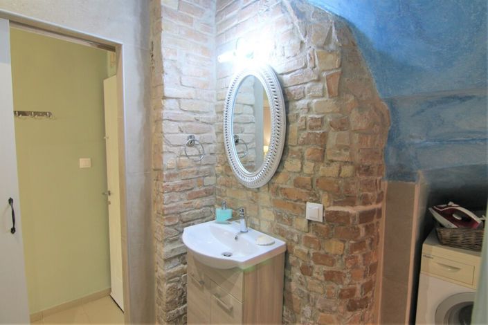 Image No.15-2 Bed Flat for sale