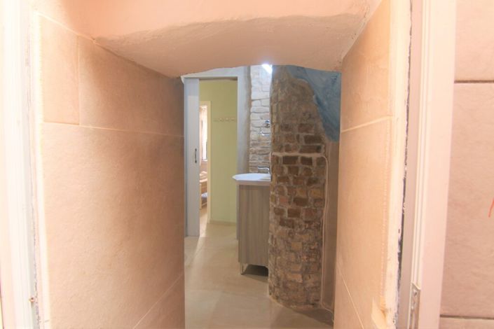 Image No.21-2 Bed Flat for sale