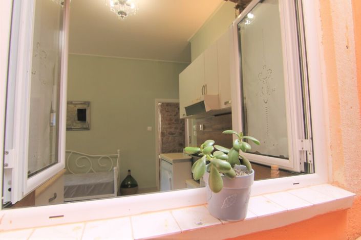 Image No.24-2 Bed Flat for sale