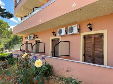 Photo 5 - Hotel 1200 m² in Ionian islands