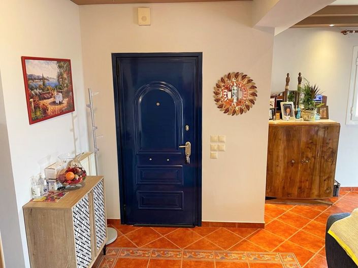 Image No.14-3 Bed Property for sale