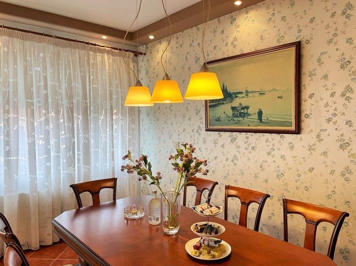 Image No.17-3 Bed Property for sale