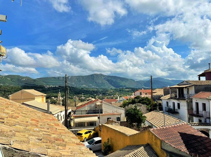 Image No.30-3 Bed Maisonette for sale