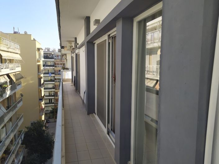 Image No.17-4 Bed Flat for sale