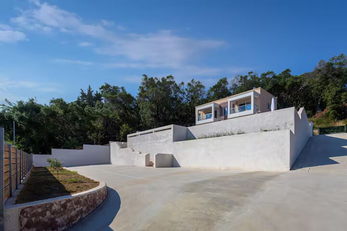 Image No.25-3 Bed Villa for sale