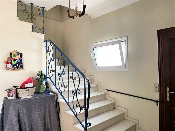 Image No.22-4 Bed Property for sale