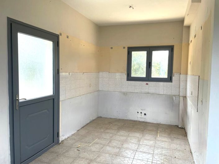 Image No.17-3 Bed Villa for sale