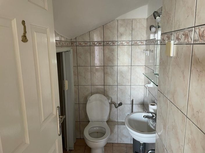 Image No.18-3 Bed Villa for sale