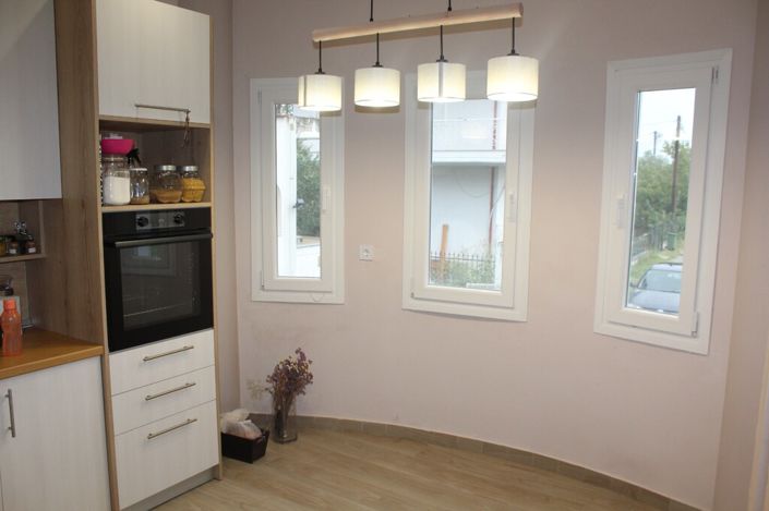 Image No.12-3 Bed Maisonette for sale