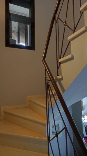 Image No.18-4 Bed Maisonette for sale