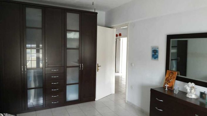 Image No.18-5 Bed Maisonette for sale