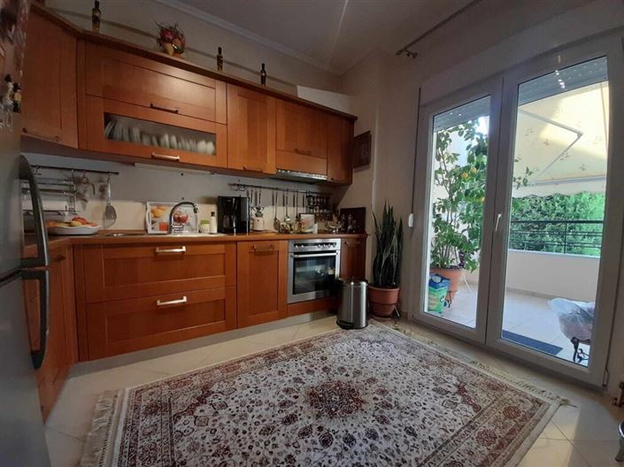 Image No.10-3 Bed Maisonette for sale