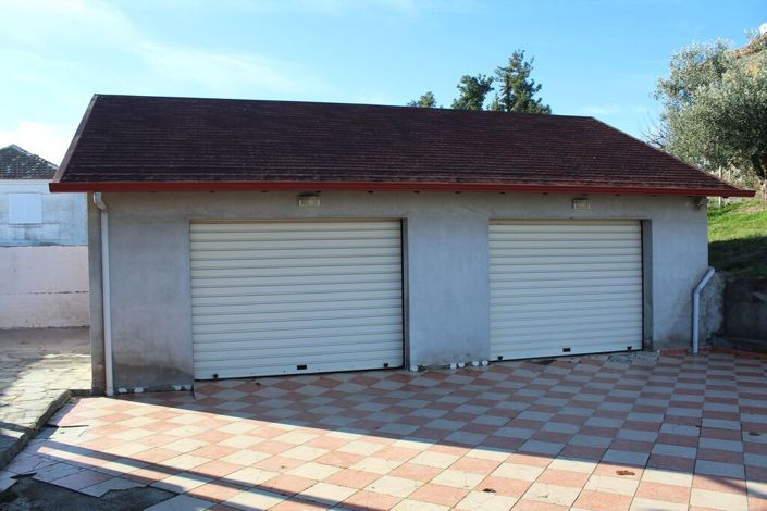 Image No.17-3 Bed Maisonette for sale