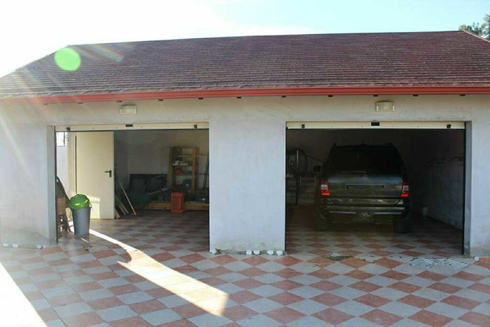 Image No.18-3 Bed Maisonette for sale