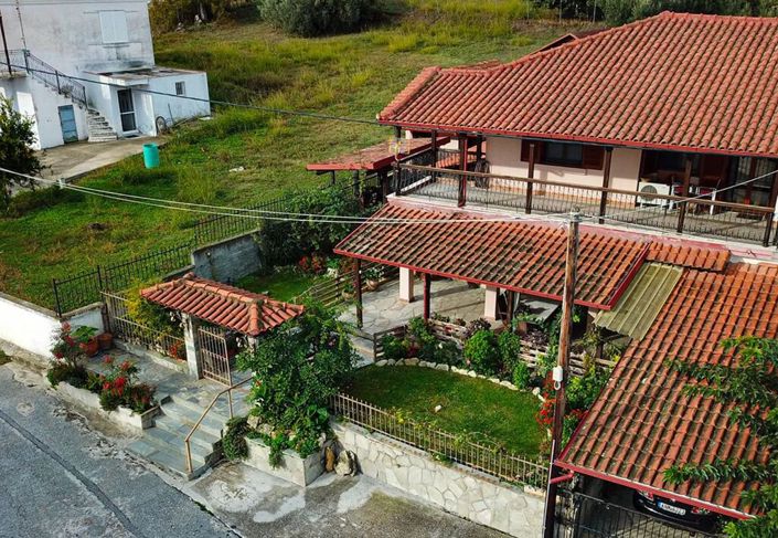 Image No.22-3 Bed Maisonette for sale