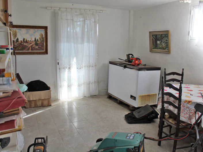 Image No.23-4 Bed Property for sale