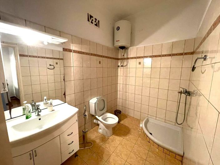 Image No.29-8 Bed Villa for sale