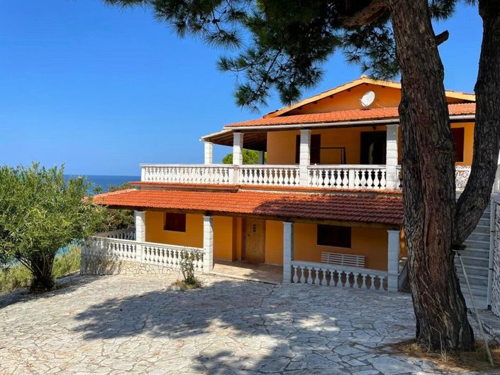Image No.3-8 Bed Villa for sale