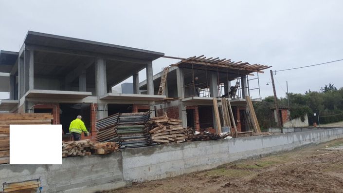 Image No.8-2 Bed Maisonette for sale