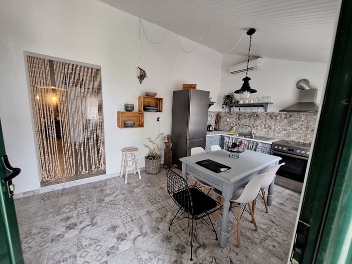 Image No.15-2 Bed Maisonette for sale