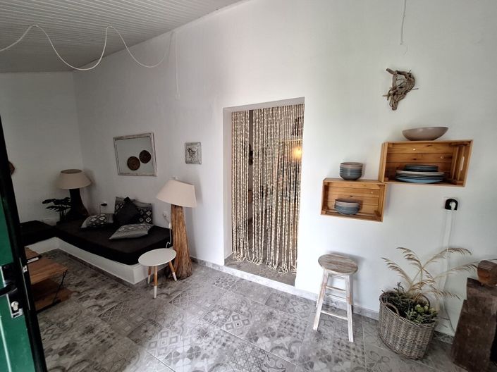 Image No.6-2 Bed Maisonette for sale