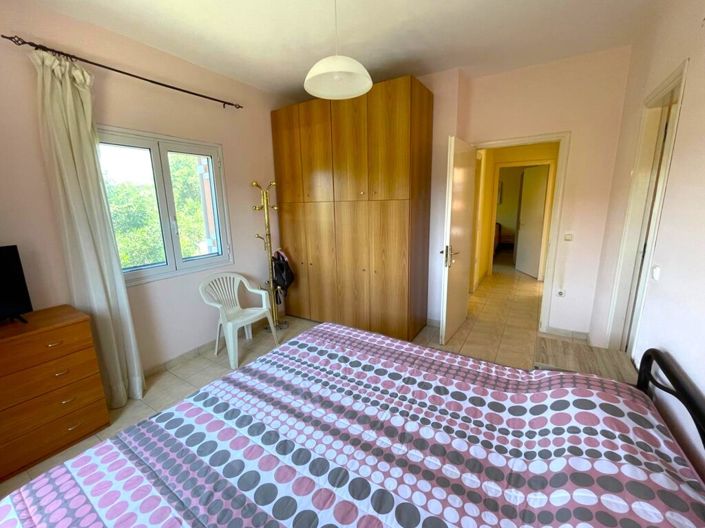 Image No.28-3 Bed Property for sale