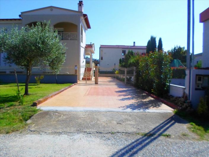 Image No.2-Propriété de 5 chambres à vendre à Halkidiki