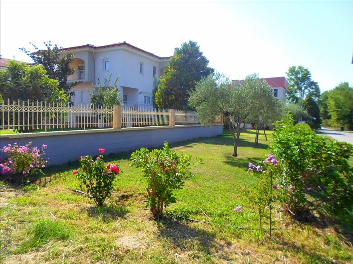 Image No.5-Propriété de 5 chambres à vendre à Halkidiki