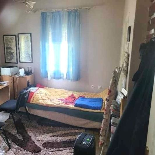 Image No.12-4 Bed Property for sale