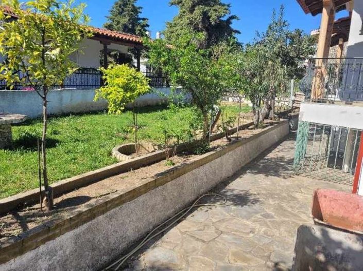 Image No.14-4 Bed Property for sale