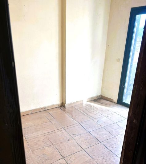 Image No.5-4 Bed Maisonette for sale