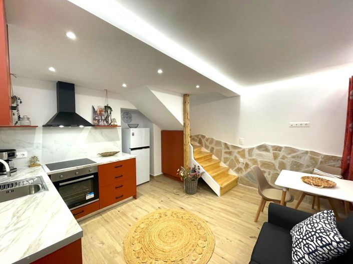 Image No.16-1 Bed Maisonette for sale