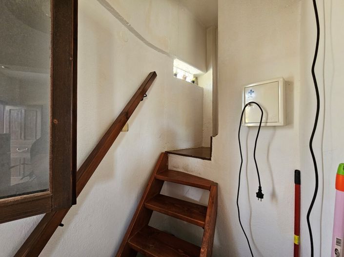 Image No.6-1 Bed Maisonette for sale