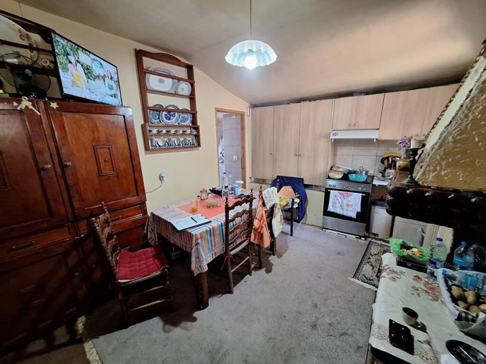 Image No.12-Propriété de 4 chambres à vendre à Nissaki