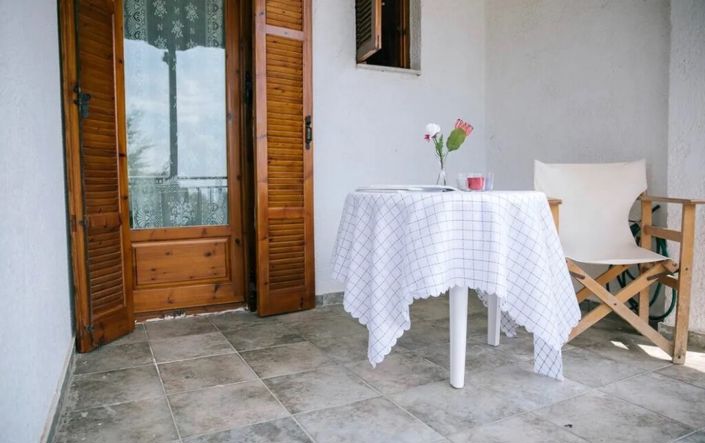 Image No.14-3 Bed Maisonette for sale