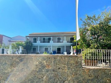 Photo 13 - Hotel 400 m² in Ionian islands