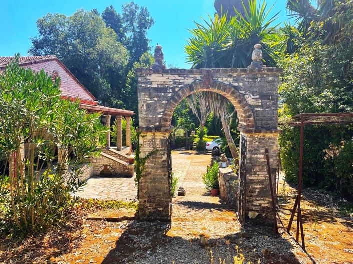 Image No.6-Propriété de 3 chambres à vendre à Corfou