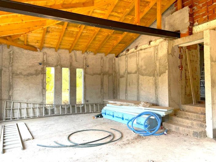 Image No.15-2 Bed Property for sale