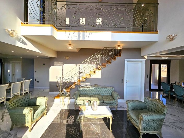 Image No.7-5 Bed Villa for sale