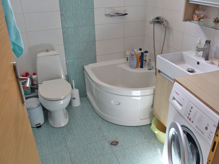 Image No.17-3 Bed Property for sale