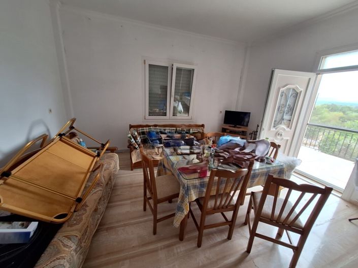 Image No.9-3 Bed Property for sale