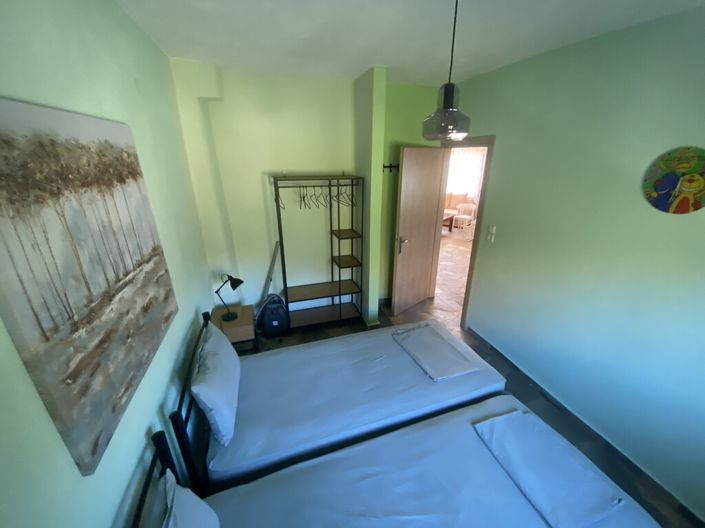 Image No.20-4 Bed Property for sale