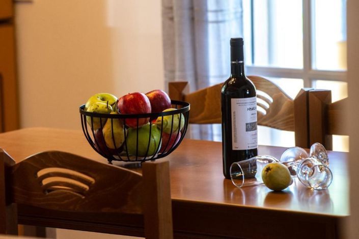 Image No.14-5 Bed Property for sale