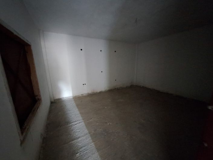 Image No.18-Flat for sale